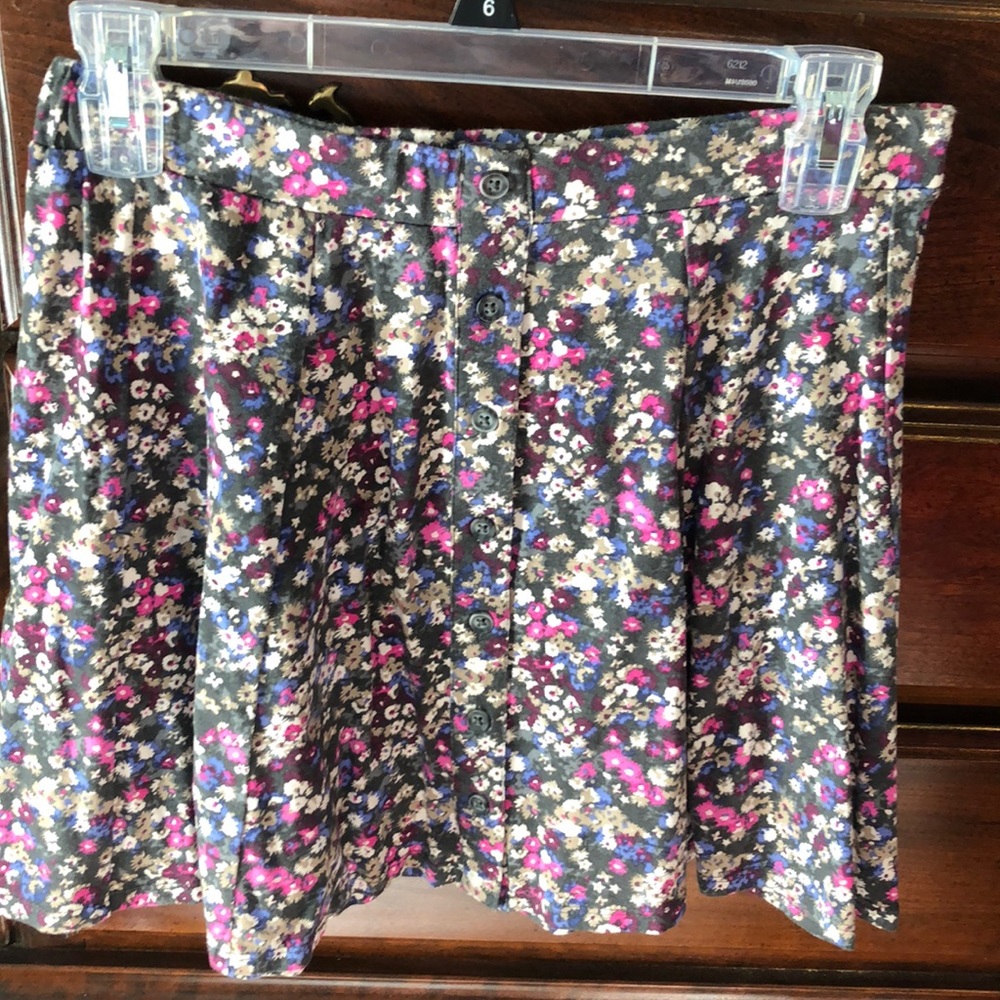 American Eagle Mini Skirt